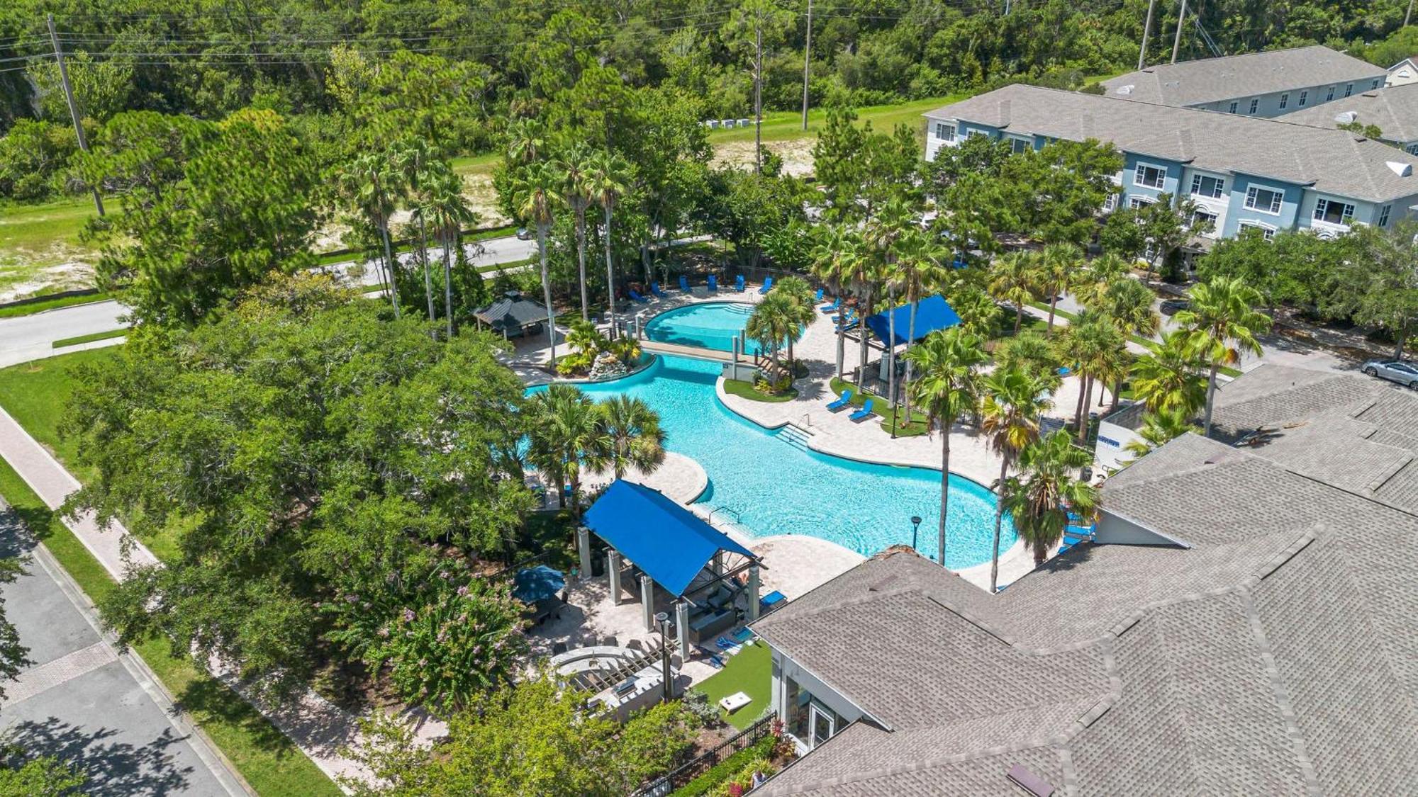 Spacious 2br2ba Minute To Airport & Westchase #7 Apartment *