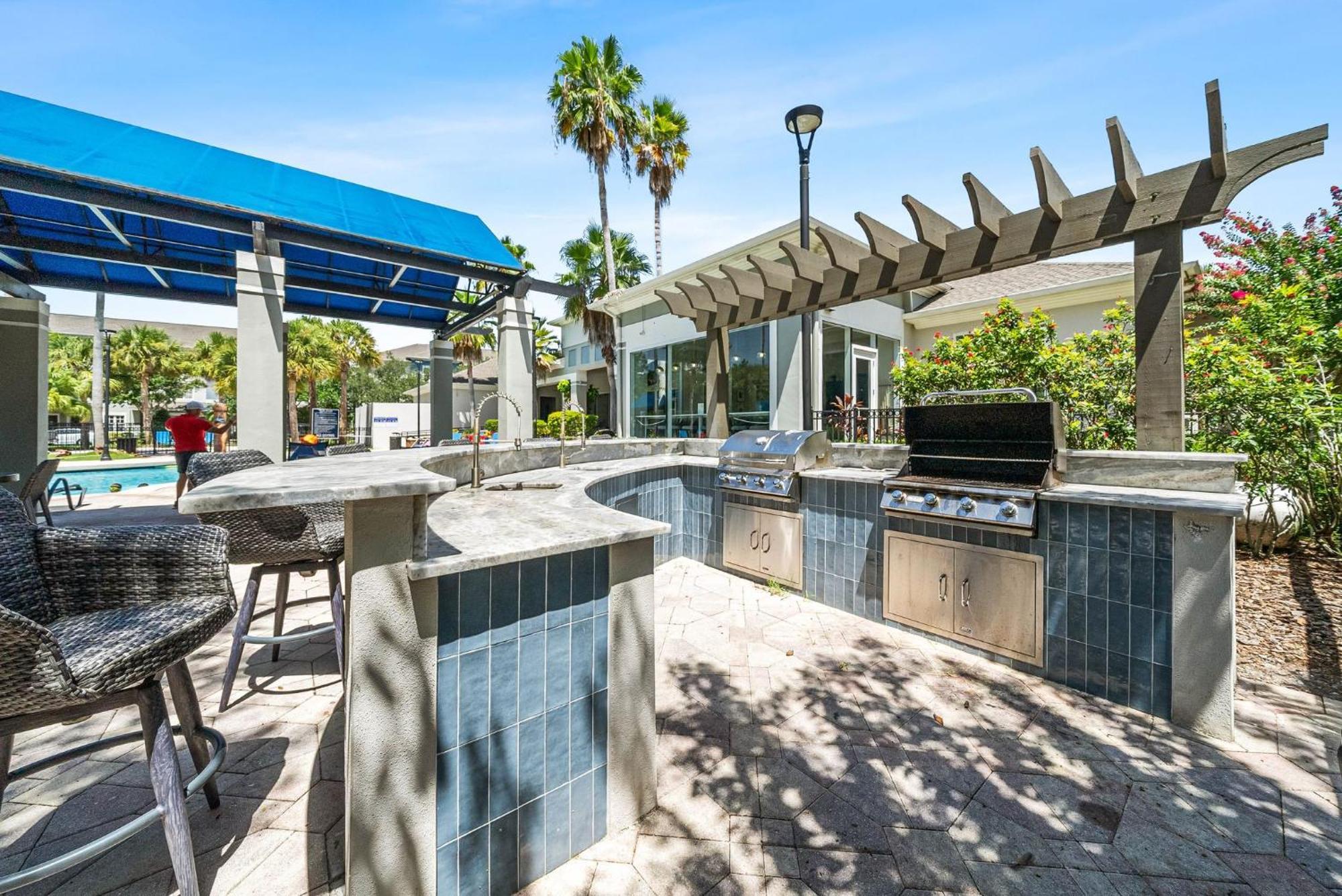 Apartment Spacious 2br2ba Minute To Airport & Westchase #7 *
